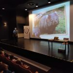 Autor prezentuje zdjęcie wombata