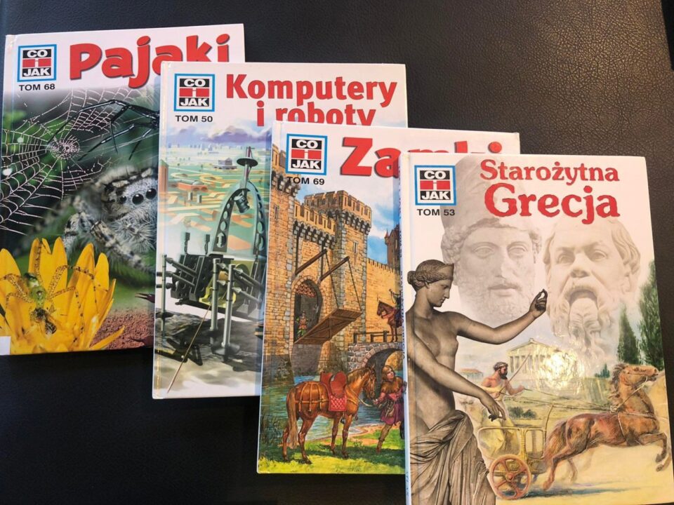 Okładki książek popularnonaukowych o różnych tematach