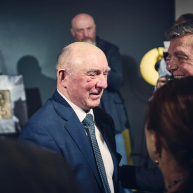 Prof. Krzysztof Nitsch rozmawia z gośćmi