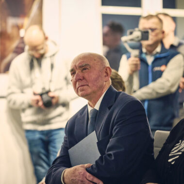 Prof. Krzysztof Nitsch słucha