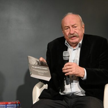 Andrzej Karbownik prezentuje książkę "Ty górnicza żnijo!"