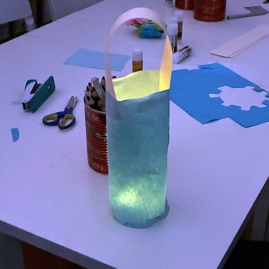 Lampion z papieru