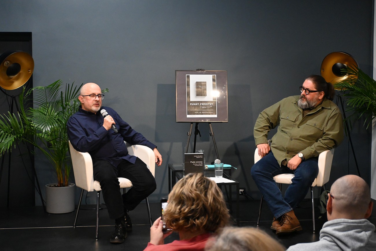 dr. Bogusław Tracz i dr. Sebastian Rosenbaum, goście słuchają