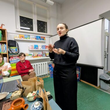 Pani Marta Bazan mówi